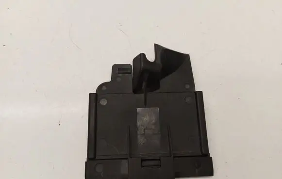 Volkswagen PASSAT B8 Fuse box cover 5Q0927165D