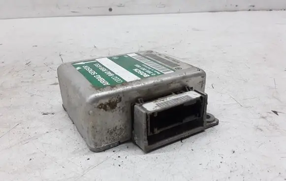 Audi A6 S6 C4 4A Airbag control unit/module 0285001085