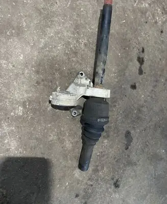 Citroen C5 Driveshaft support bearing bracket 9640418780