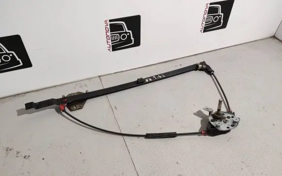 Volkswagen Transporter - Caravelle T4 Front door manual window regulator 701837501F