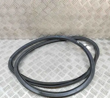 Audi A3 S3 8V Rubber seal front coupe door 8V4831721