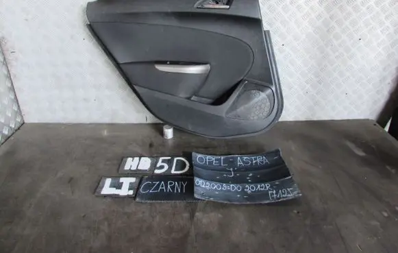 Opel Astra J Rear door card panel trim