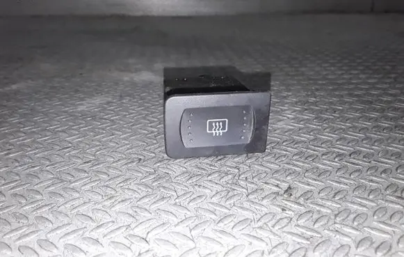 Volkswagen Golf IV Windscreen/window heater switch 1J0959621C