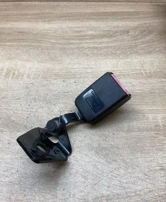 Peugeot 406 Rear seatbelt buckle EA25563 B8895E112