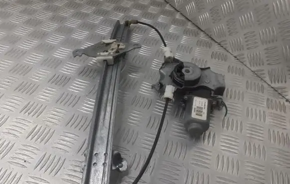 Nissan Primera Rear door window regulator with motor 400601