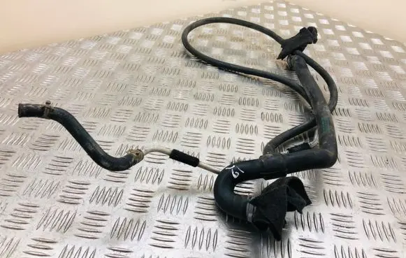 Mercedes-Benz S W221 Engine coolant pipe/hose A2218301496