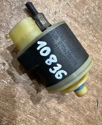 BMW 3 E90 E91 Fuel filter heater 7802242 PA66GF25 2901700902