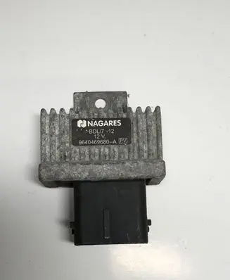Nissan X-Trail T31 Glow plug pre-heat relay 9640469680A 9640469680