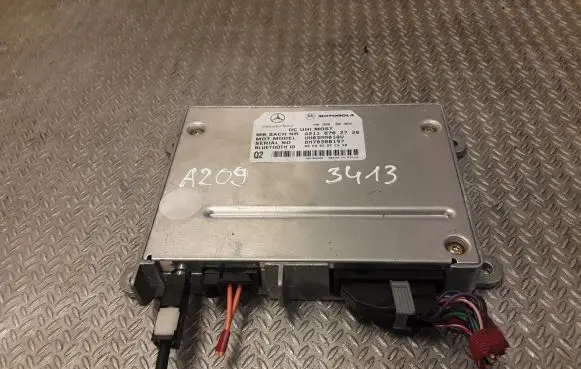 Mercedes-Benz CLK A209 C209 Bluetooth control unit module 2118702726 A2118702726