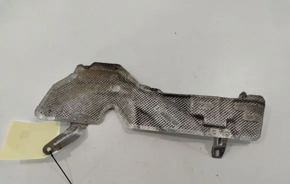 BMW 5 F10 F11 Heat shield in engine bay 51487193523 7193523 24640010