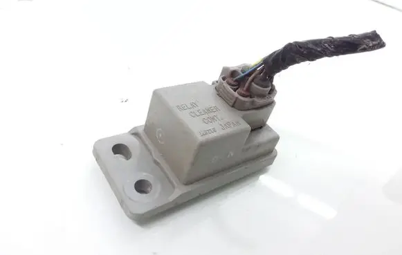 Subaru Forester SH Windshield washer fluid level sensor 88018FE010
