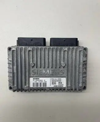 Peugeot 407 Engine control unit/module S118025601C 9654232880