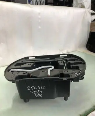 Peugeot 508 II Tool set 9817224380