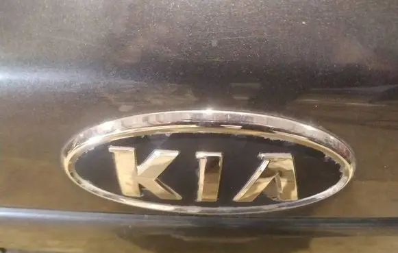KIA Ceed Manufacturer badge logo/emblem