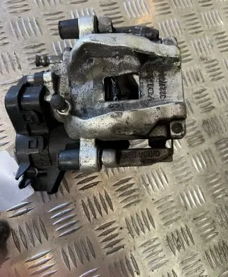 Volvo XC60 Rear brake caliper 31687555 32217364