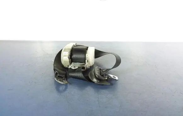 Peugeot 107 Front seatbelt 7P2190P