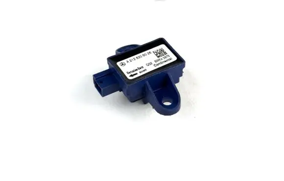 Mercedes-Benz E W212 Airbag deployment crash/impact sensor a2128205026