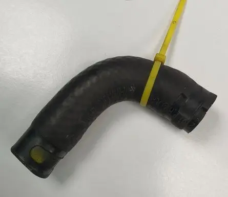 KIA Picanto Engine coolant pipe/hose 25472-02501