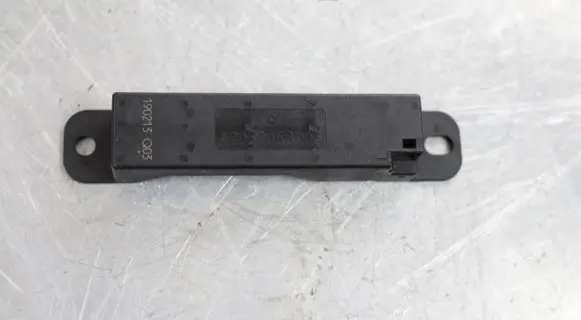 Mercedes-Benz GLA W156 X156 Keyless (KESSY) go control unit/module A2059053005