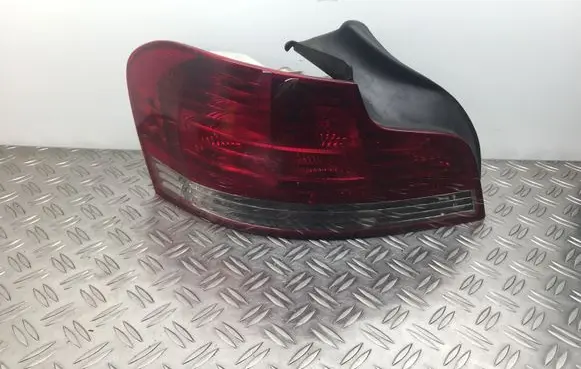 BMW 1 E82 E88 Rear/tail lights 6924519 63216924519 2VP00961501