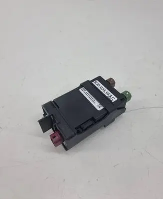 Volkswagen PASSAT B8 USB control unit 5g0035953c 5g0035953