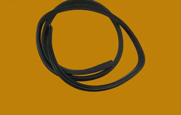 Ford Fiesta Rubber seal front door (on door) 