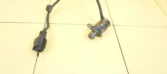 Volvo V60 Camshaft speed sensor 30757601AC D5204T7