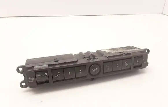 Volkswagen Phaeton Seat heating switch 3D0959770
