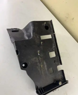 Battery tray
