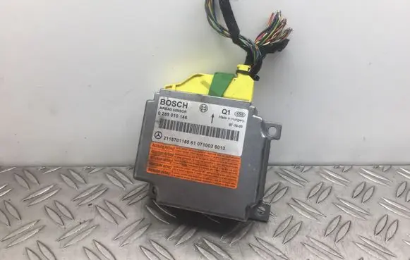 Mercedes-Benz E W211 Airbag control unit/module A2118701185 0285010146