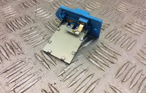 KIA Stonic Heater blower motor/fan resistor 97128D1000
