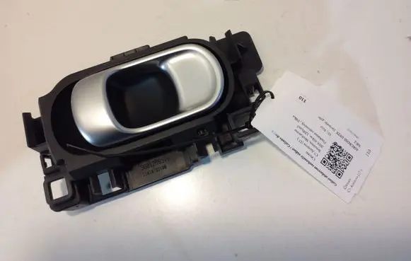Rear door interior handle