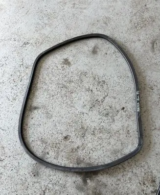Volkswagen Phaeton Front door rubber seal