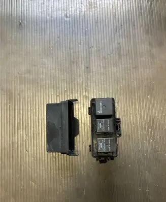 Peugeot 4007 Fuse box set 8565A089