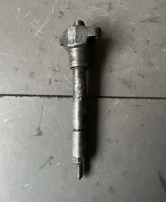 Fuel injector