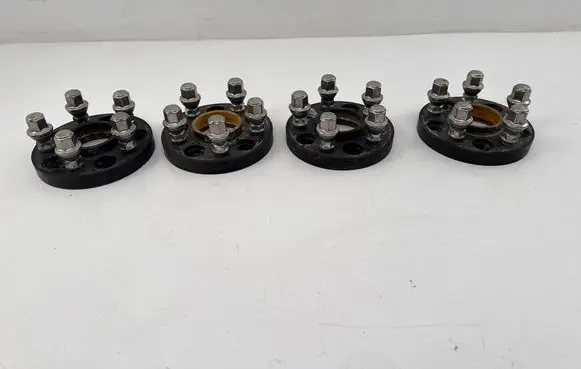 Ford Mustang VI Wheel spacers 65080720