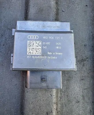 Audi A4 S4 B9 8W Fuel injection pump control unit/module 4K0906121C HLK6453BROP
