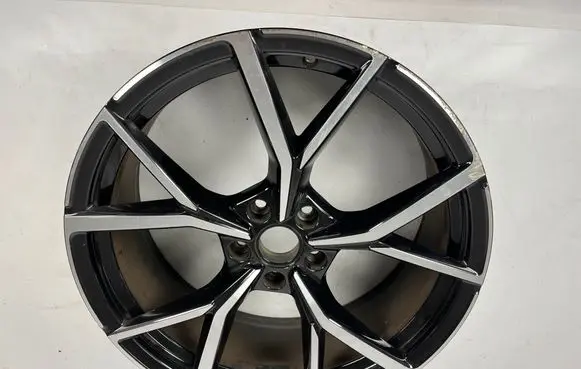 R20 alloy rim