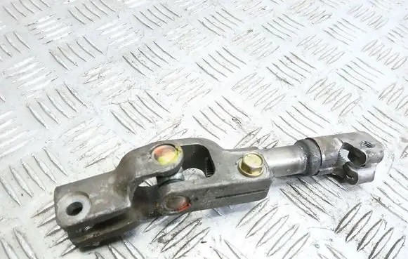 Toyota Avensis T250 Steering column universal joint 