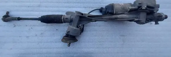 Volkswagen Golf VII Steering rack mounting bracket 5Q0909144S
