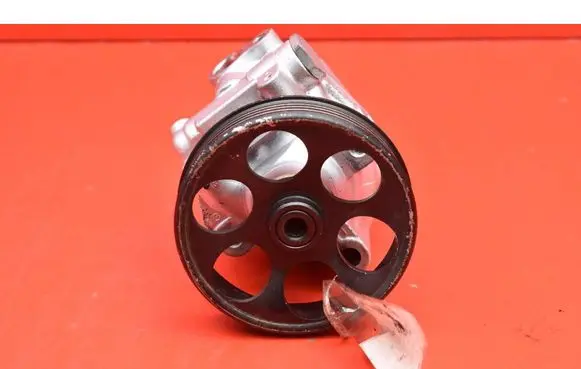 Subaru Legacy Power steering pump