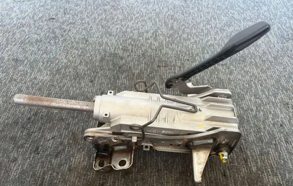 Audi A7 S7 4G Steering wheel axle