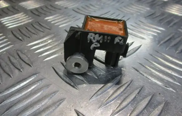 Renault Megane II Airbag deployment crash/impact sensor 8200411025