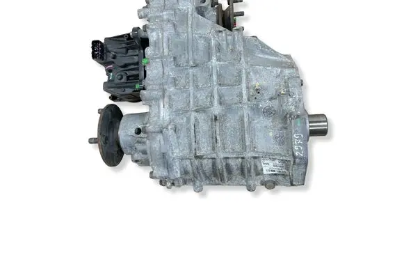 Mitsubishi L200 Gearbox transfer box case 3200A338