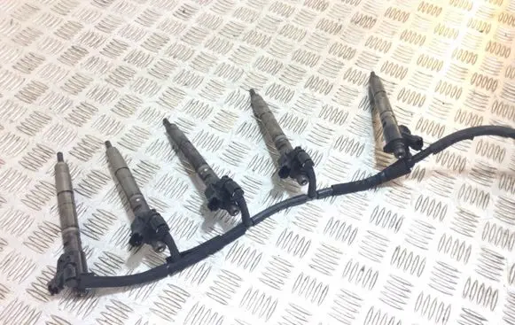 Fuel injectors set