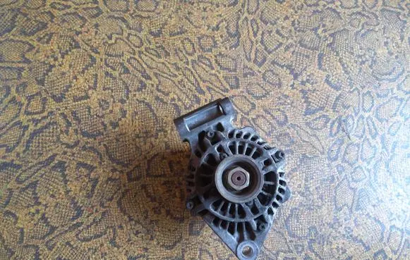Mazda 2 Generator/alternator 2S6T10300CB A005TA7692