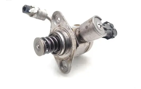 Ford Focus Fuel injection high pressure pump CM5G9D376GA 0261520095