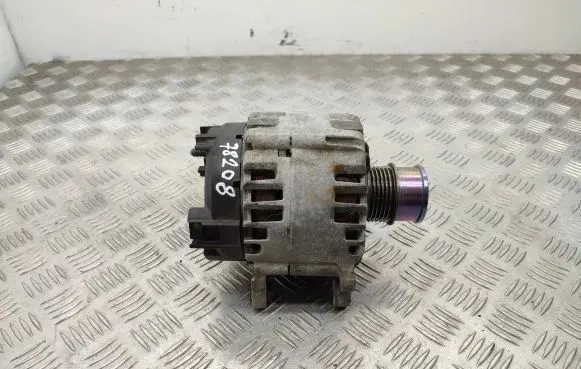 Volkswagen Golf VII Generator/alternator 04C903023K