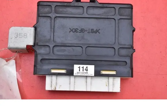 Mitsubishi Pajero Engine control unit/module ECU MR580114