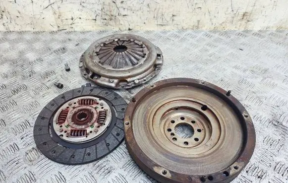 Fiat Doblo Clutch set kit 55201525 584713 584712